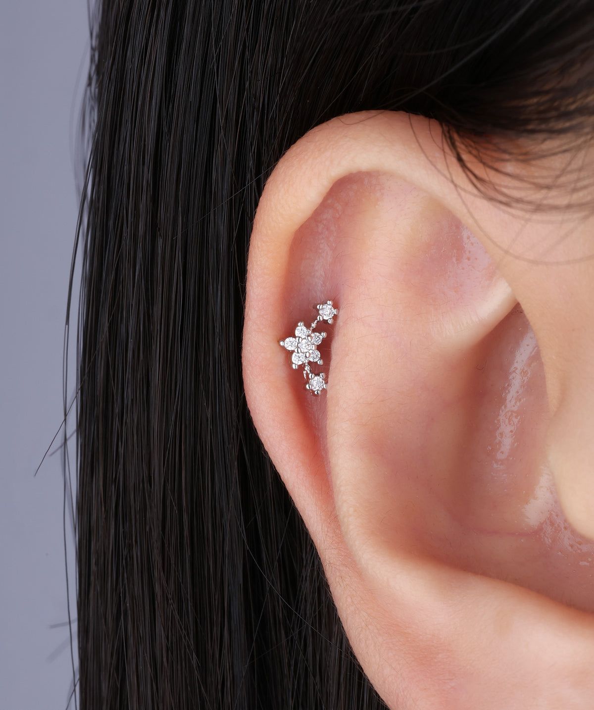 Delicate Small Flower Stud - Stainless Steel - Upper Lobe, Helix, Flat - Oumo Jewelry