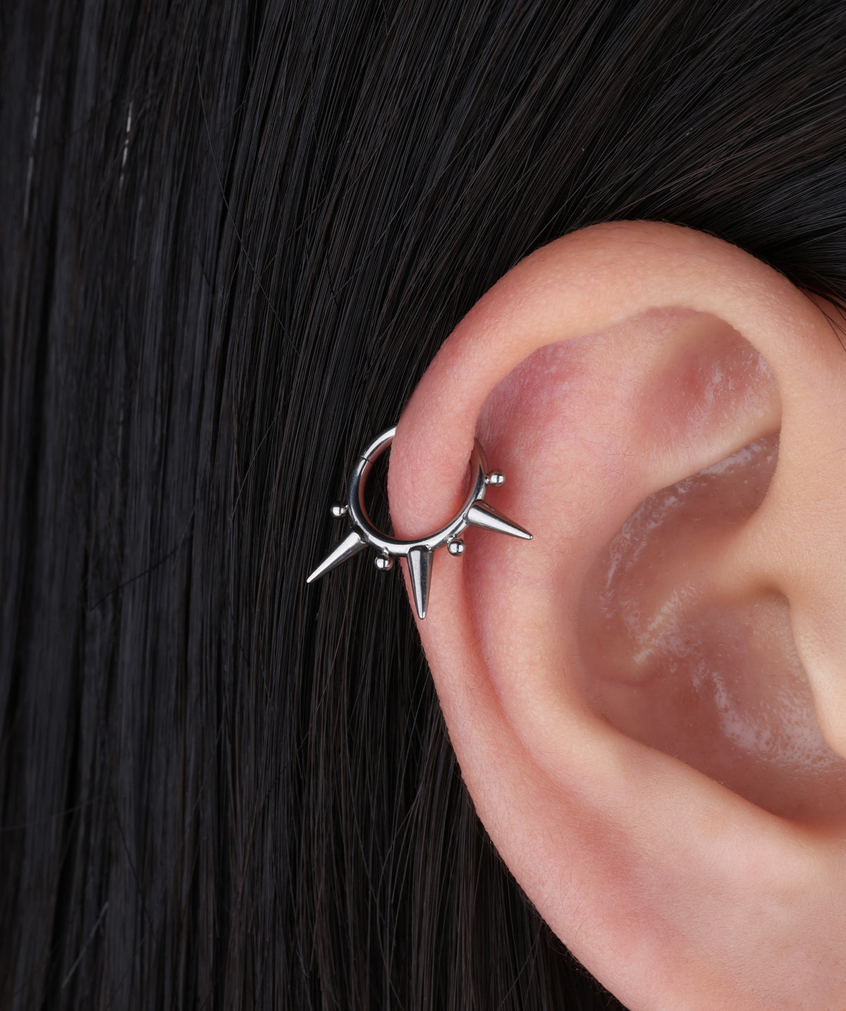 Titanium Rivet Clicker - Titanium - Upper Lobe, Daith, Septum - Oumo Jewelry