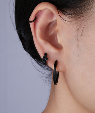 Simple Oval Hoops - OumoJewelry