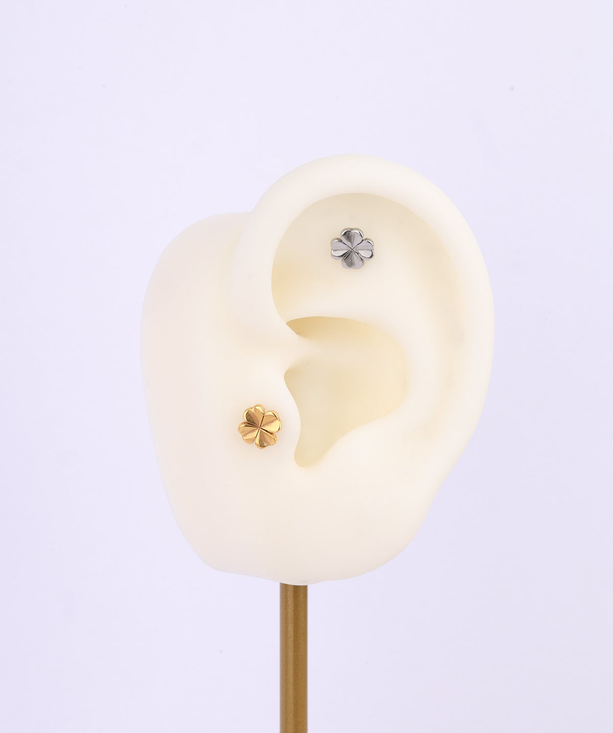 Lucky Clover Flatback Stud - Stainless Steel - Helix, Forward Helix, Upper Lobe - Oumo Jewelry