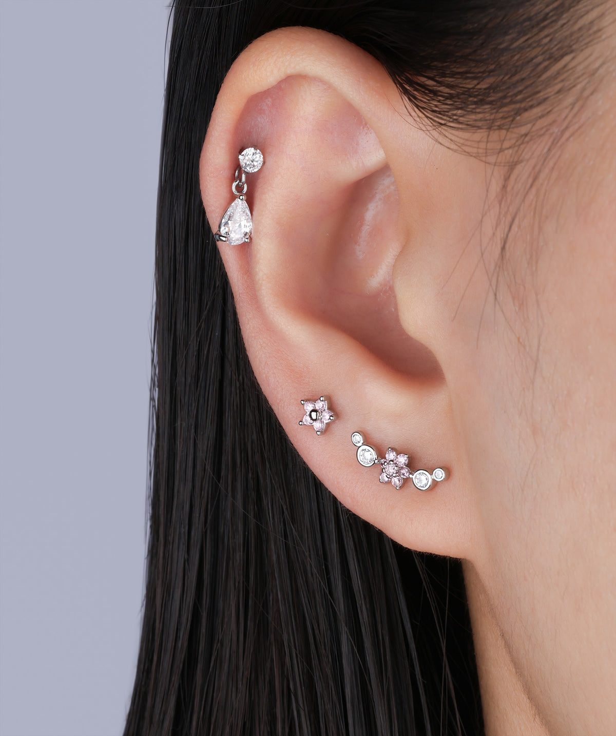 Curved Flower Stud - Stainless Steel - Upper Lobe, Helix, Flat - Oumo Jewelry