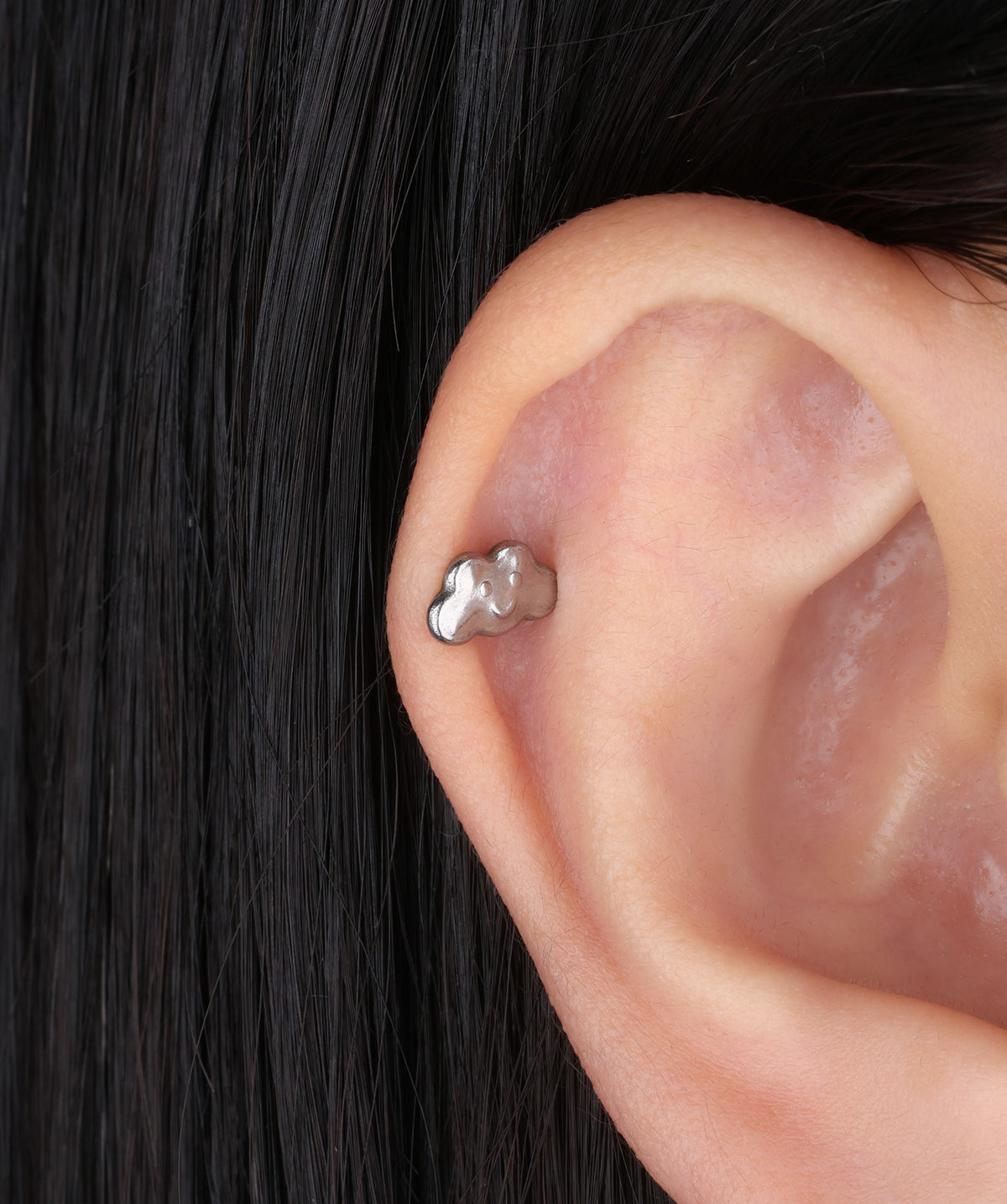 Titanium Smile Cloud Flatback Stud - Titanium - Helix, Upper Lobe, Conch - Oumo Jewelry