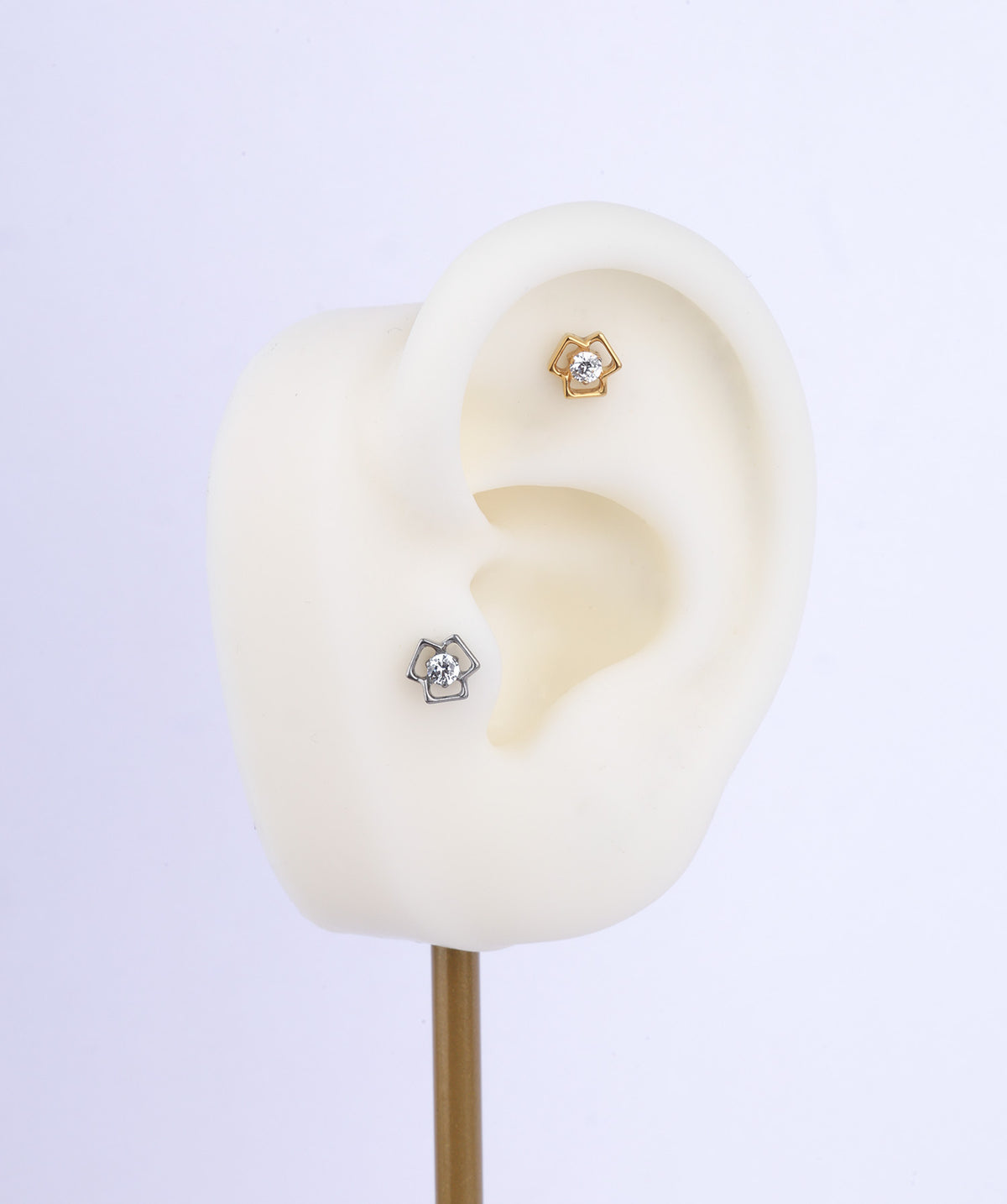 Titanium Flower Flatback Stud - Titanium - Helix, Upper Lobe, Conch - Oumo Jewelry