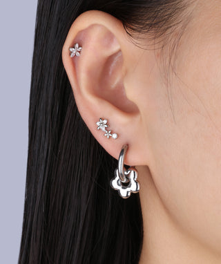 Titanium Dazzling Flower Flatback Stud - OumoJewelry