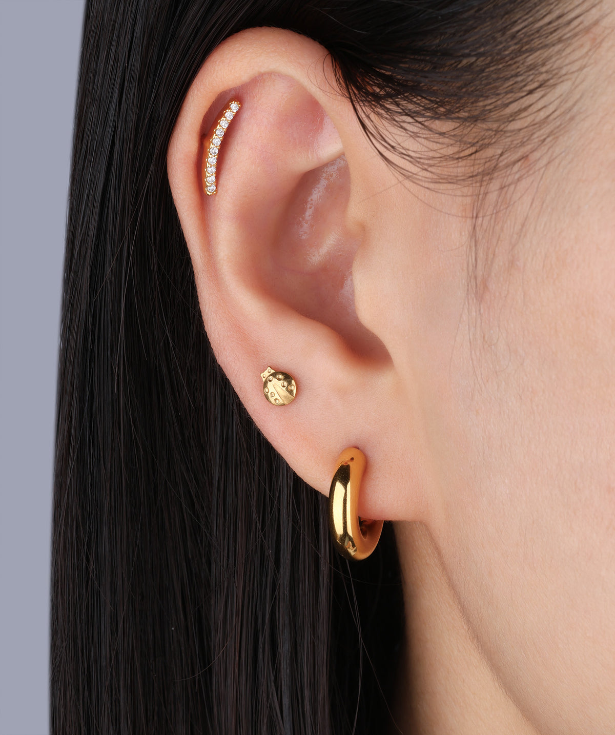 Titanium Ladybug Flatback Stud - Titanium - Helix, Upper Lobe, Conch - Oumo Jewelry