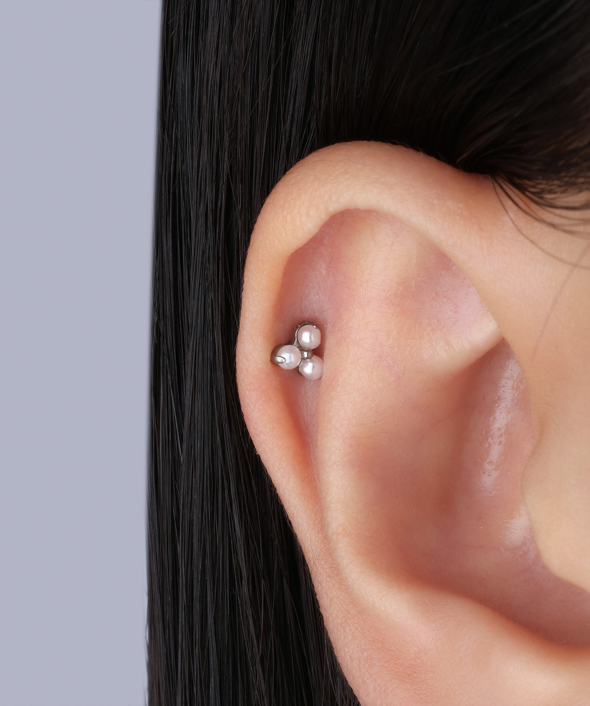 Titanium Elegant Pearl Flatback Stud - Titanium - Helix, Upper Lobe, Conch - Oumo Jewelry