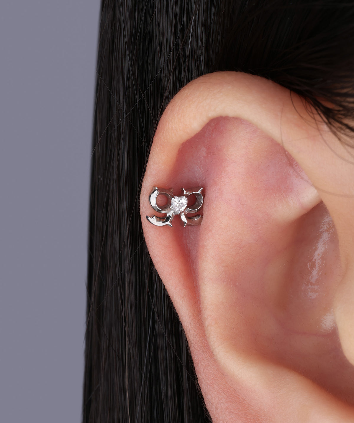 Titanium Spiked Bow Flatback Stud - Titanium - Helix, Upper Lobe, Conch - Oumo Jewelry