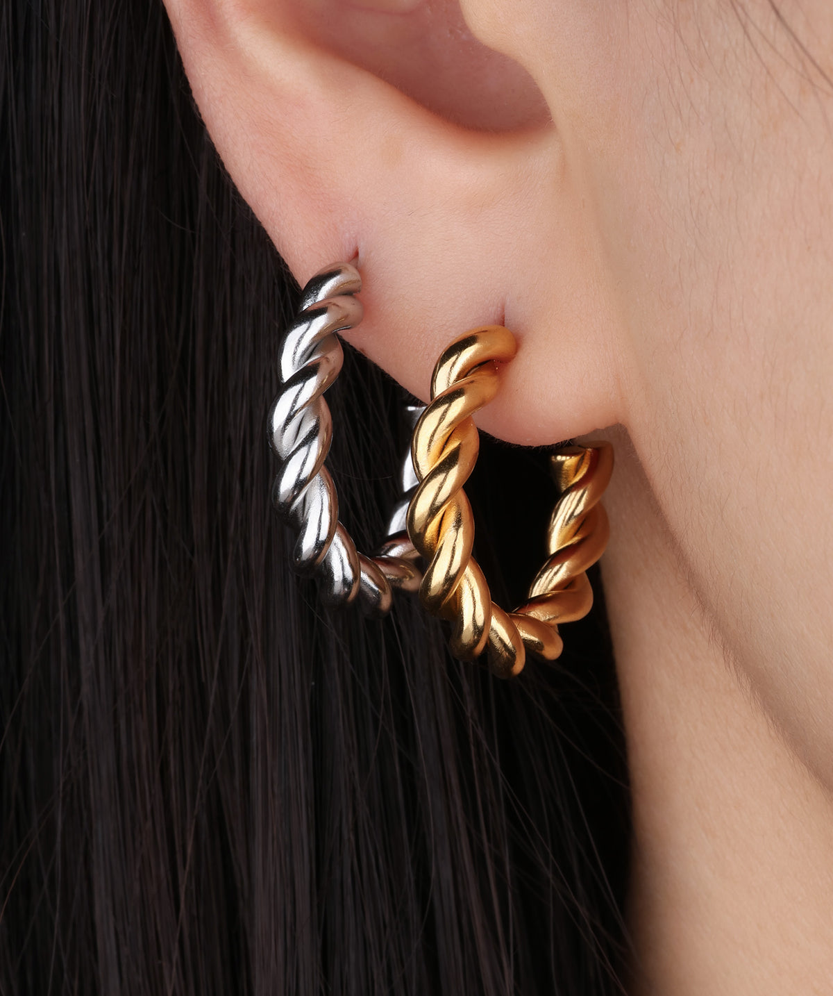 Twist Huggie Hoops - Stainless Steel - Oumo Jewelry