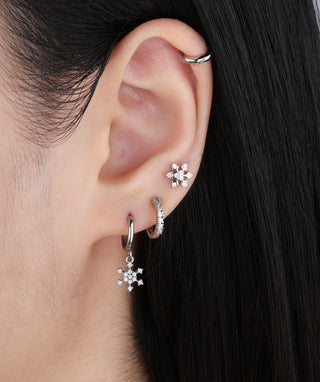 Sparkling Snowflake Stud - OumoJewelry