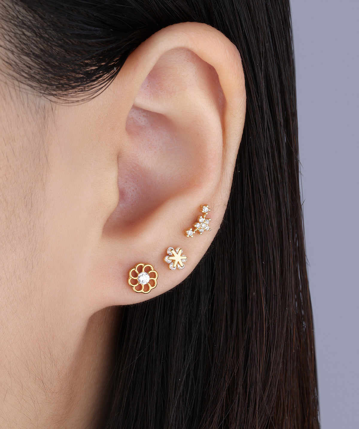 Cute Floral Stud - Stainless Steel - Upper Lobe, Helix, Flat - Oumo Jewelry