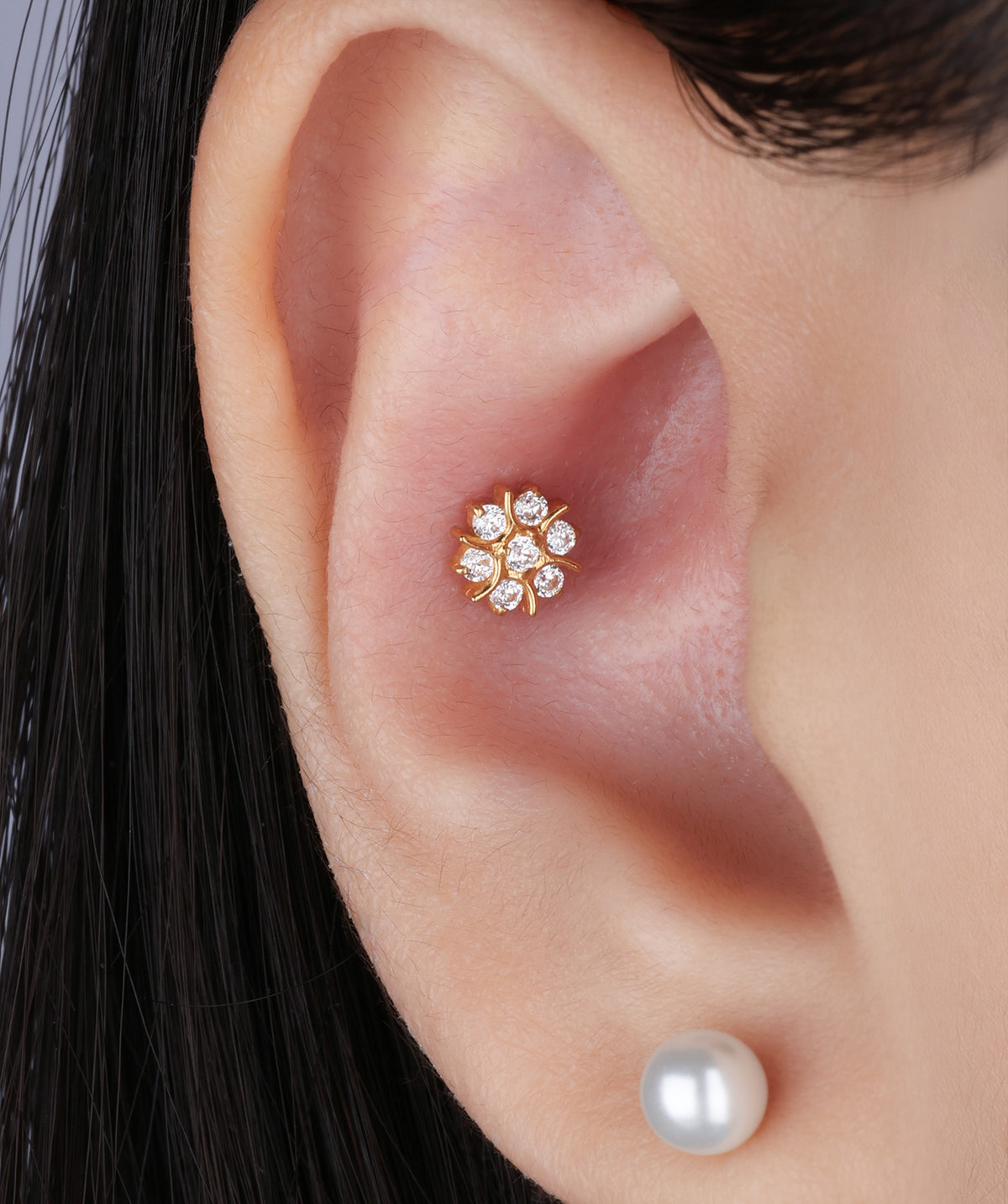 Titanium Exquisite Flower Flatback Stud - Titanium - Helix, Upper Lobe, Conch - Oumo Jewelry
