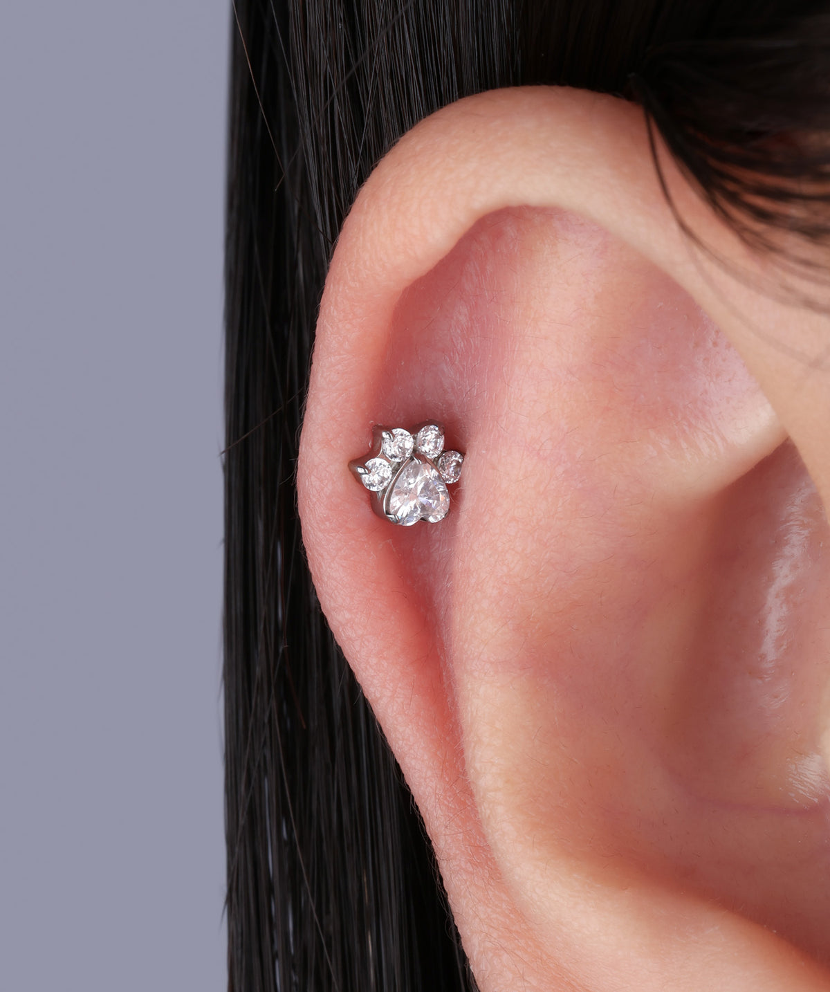 Titanium Lovely Claw Flatback Stud - Titanium - Helix, Upper Lobe, Conch - Oumo Jewelry