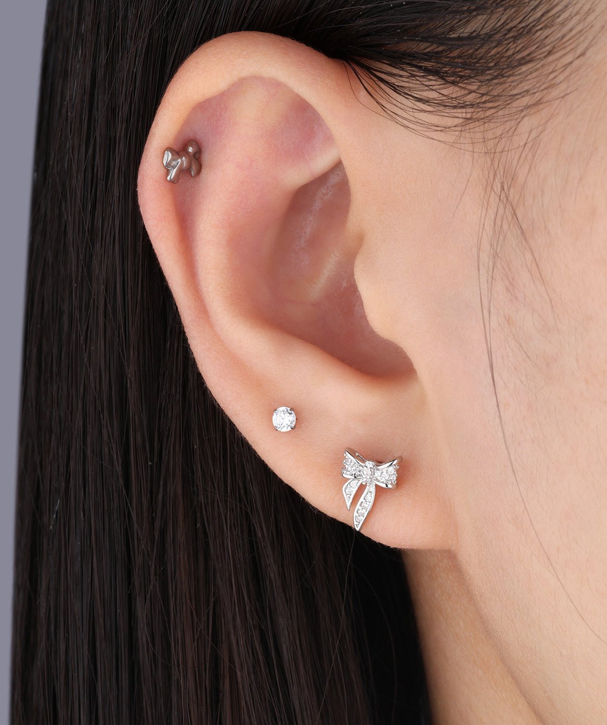 Exquisite Bow Stud - Stainless Steel - Upper Lobe, Helix, Flat - Oumo Jewelry