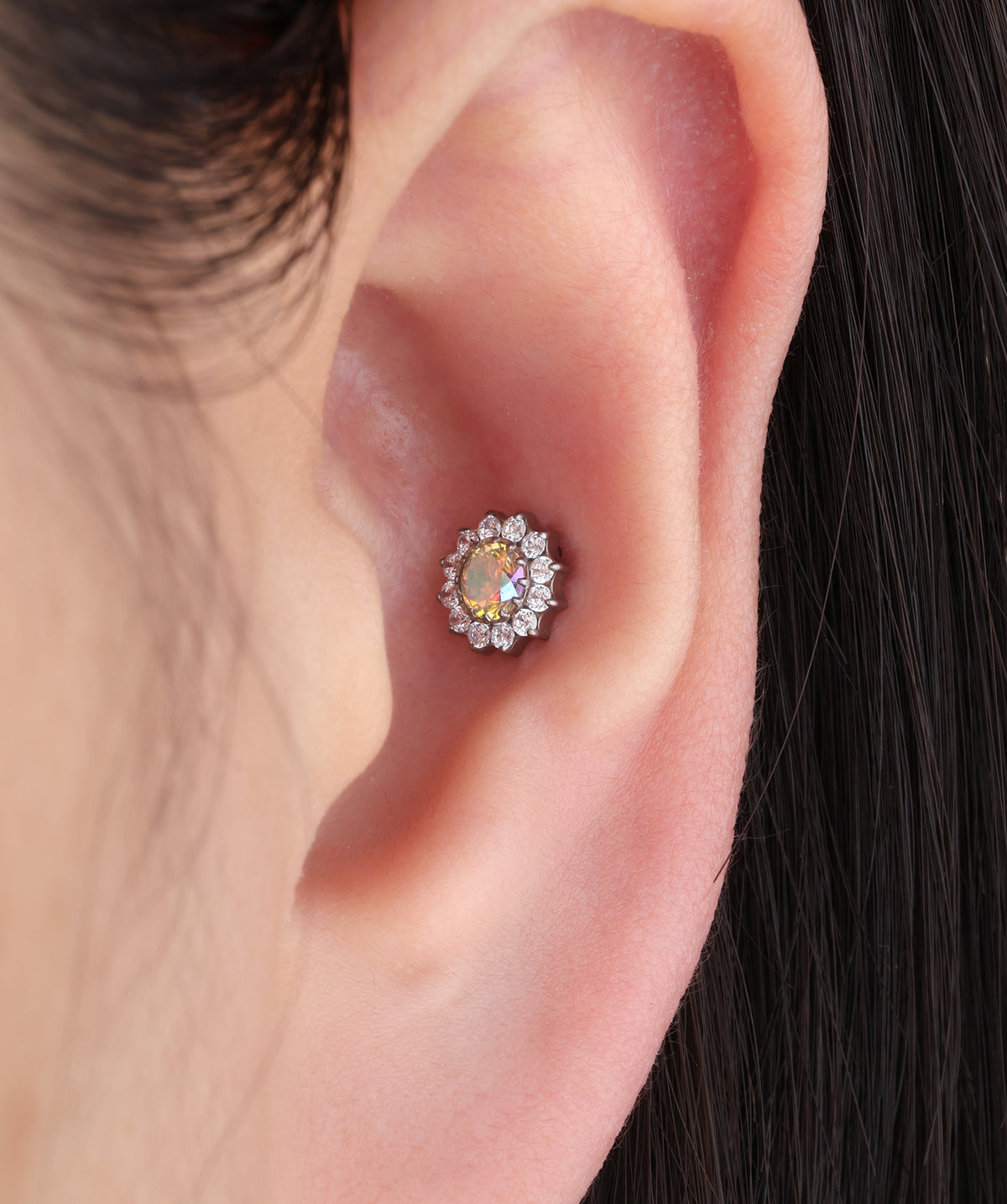 Titanium Charm Flower Flatback Stud - Titanium - Upper Lobe, Flat, Conch - Oumo Jewelry