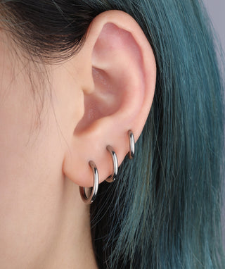Titanium Basic Hoop - OumoJewelry