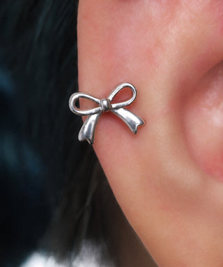 Sweet Bow Stud - OumoJewelry