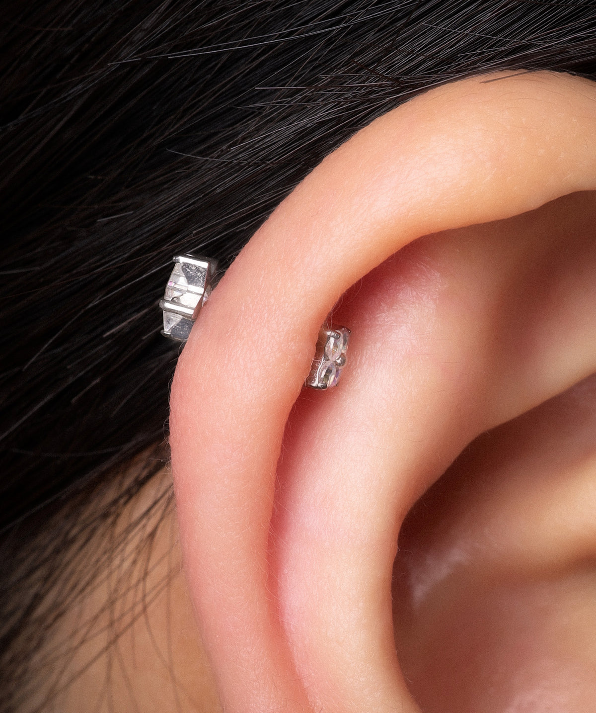 Titanium Star & Flower Reversible Stud - Titanium - Helix, Forward Helix, Upper Lobe - Oumo Jewelry