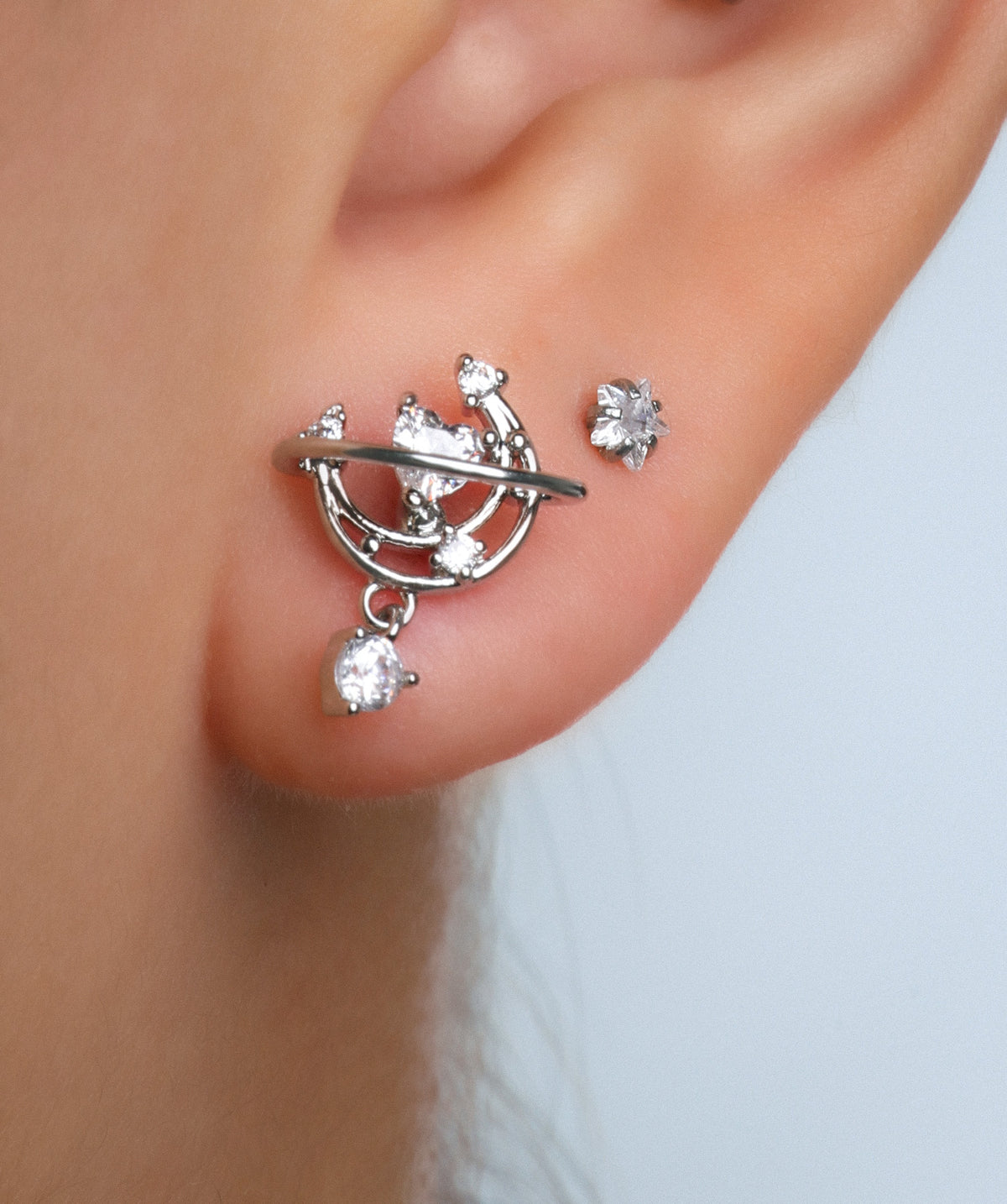 Halo Stud - Stainless Steel - Upper Lobe, Helix, Flat - Oumo Jewelry