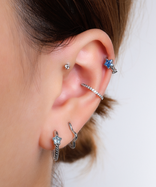 Titanium Minimal Star Helix Hoop - OumoJewelry