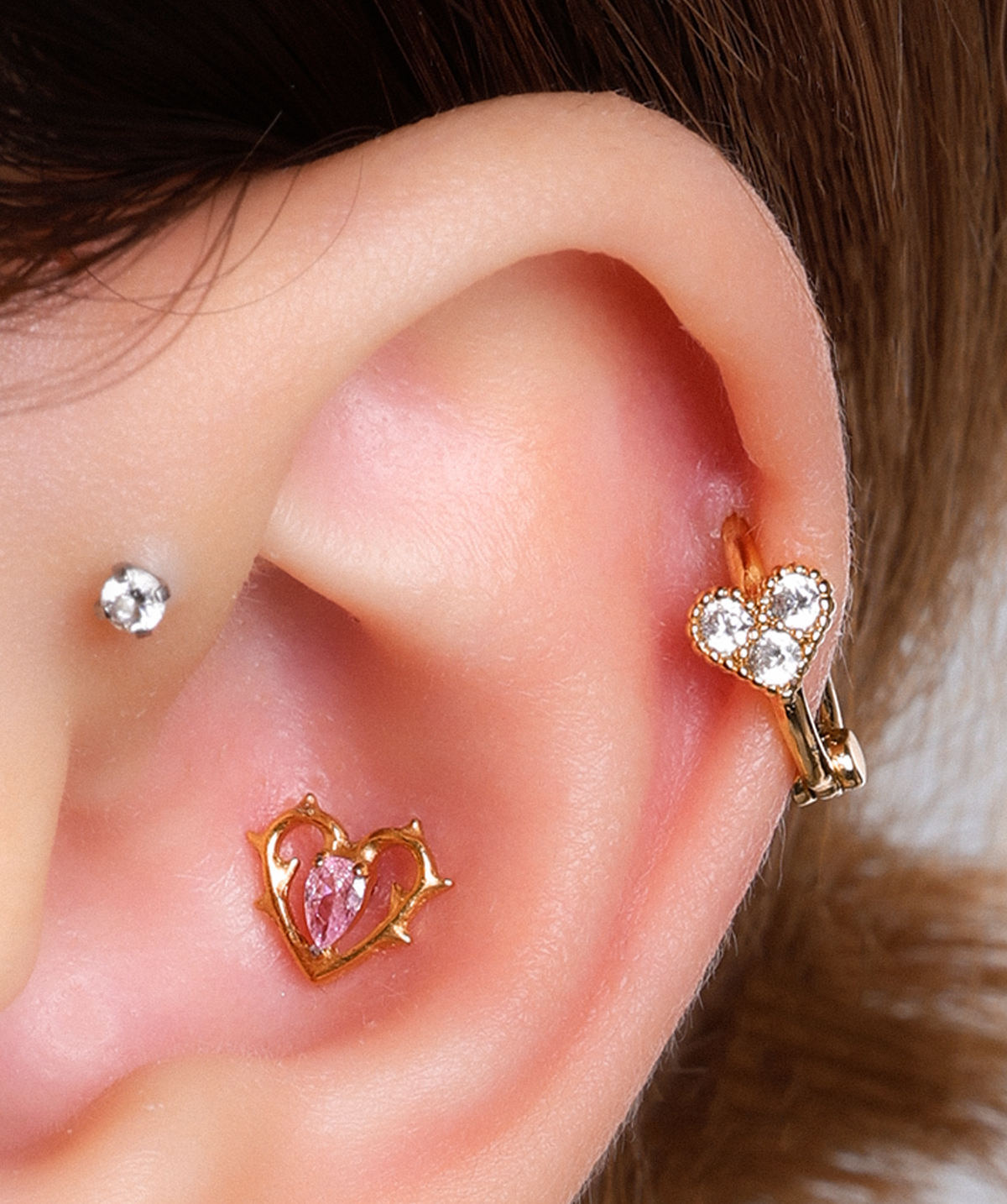 Titanium Thorn Heart Stud - Titanium - Upper Lobe, Helix, Conch - Oumo Jewelry