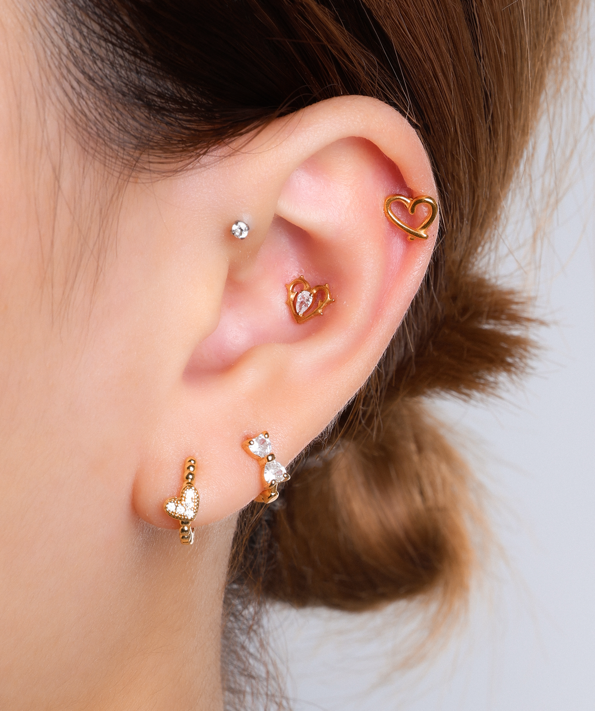 Titanium Thorn Heart Stud - Titanium - Upper Lobe, Helix, Conch - Oumo Jewelry