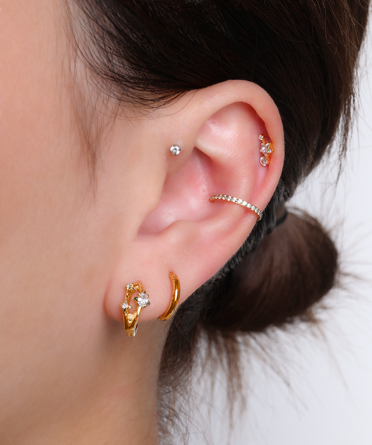 Titanium Starry Stud - Titanium - Upper Lobe, Helix, Forward Helix - Oumo Jewelry