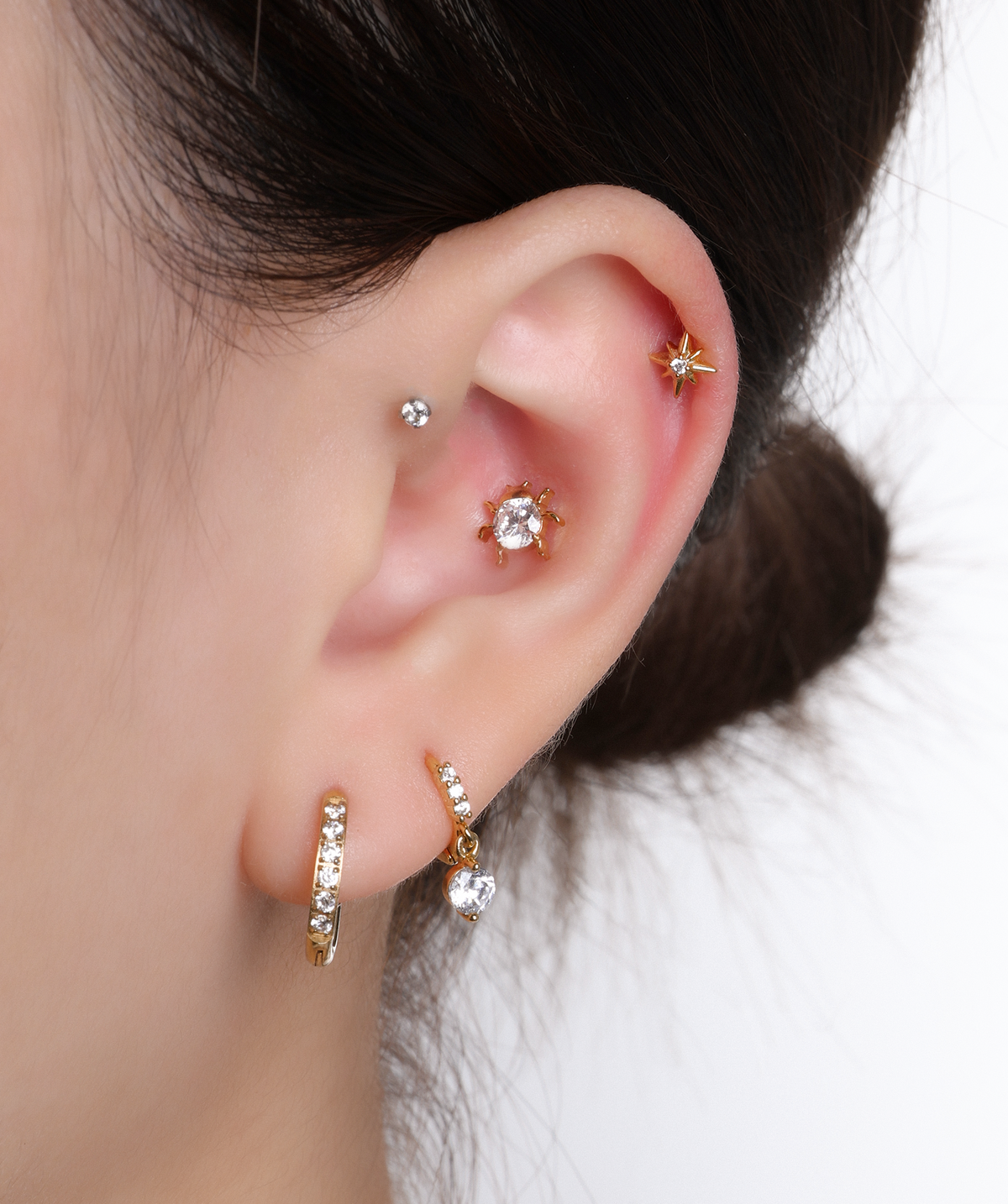 Titanium Ladybug Stud - Titanium - Helix, Upper Lobe, Conch - Oumo Jewelry