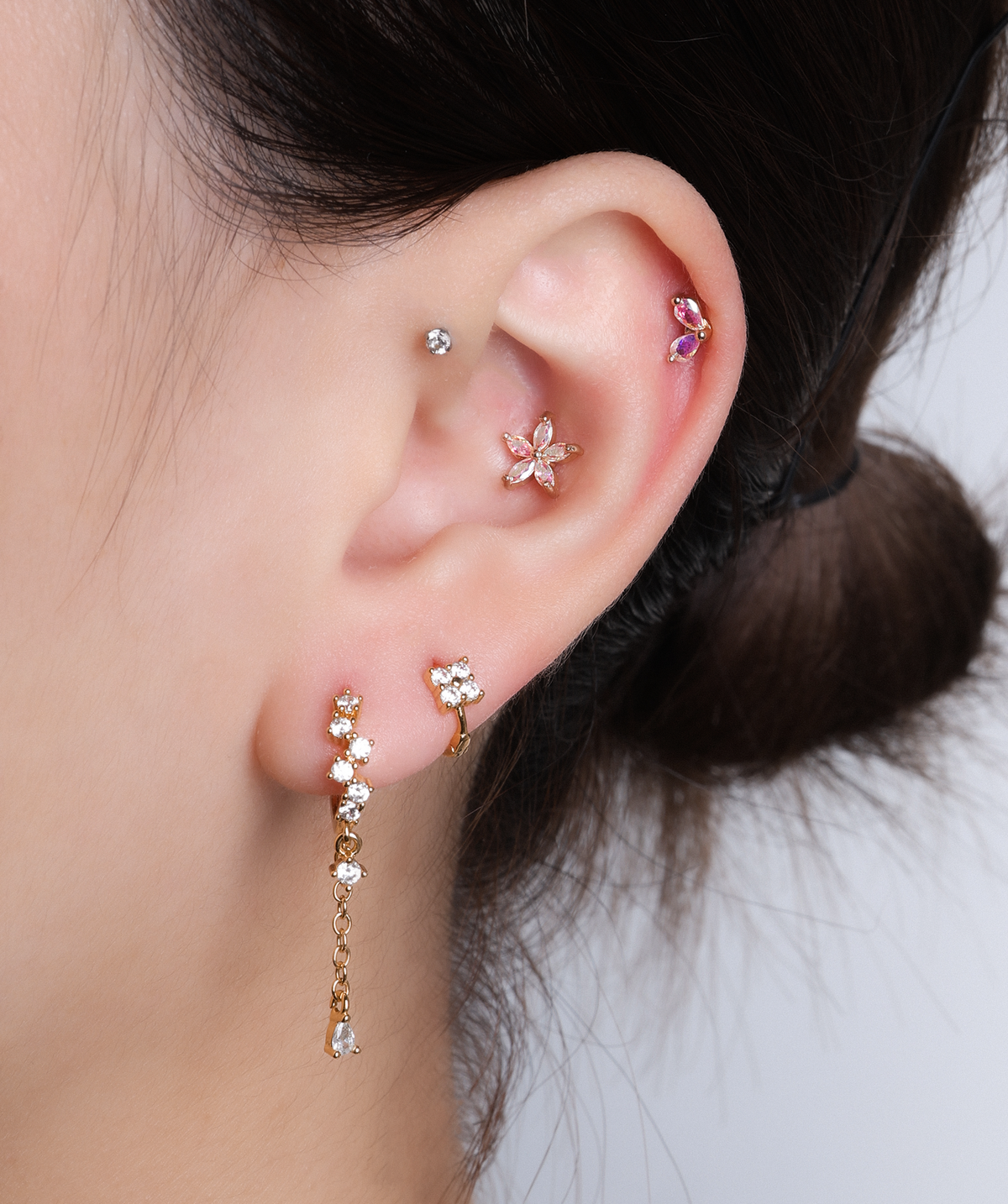 Flower Flatback Stud - Stainless Steel - Helix, Upper Lobe, Conch - Oumo Jewelry
