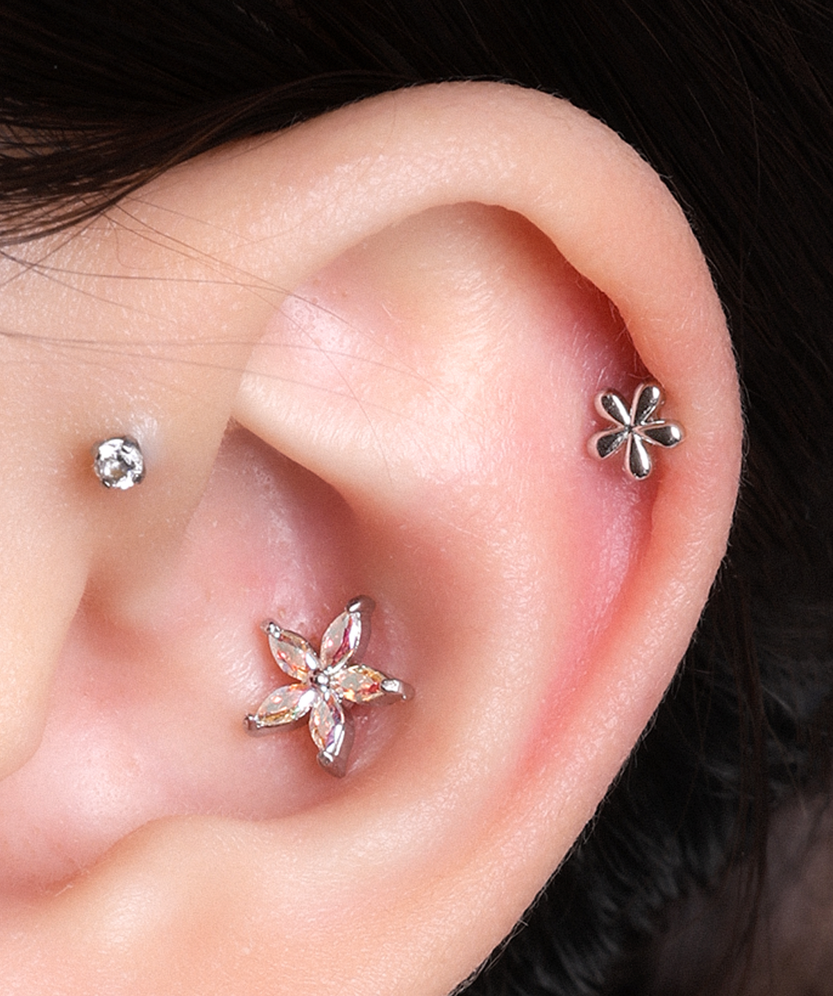 Flower Flatback Stud - Stainless Steel - Helix, Upper Lobe, Conch - Oumo Jewelry