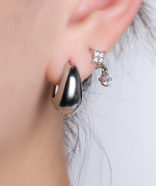 Teardrop Huggies - OumoJewelry