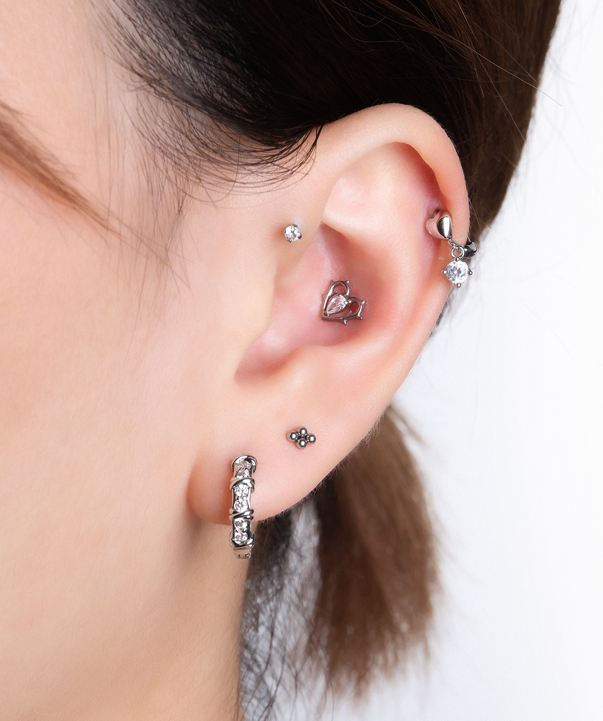 Beads Threadless Stud - Stainless Steel - Helix, Forward Helix, Upper Lobe - Oumo Jewelry