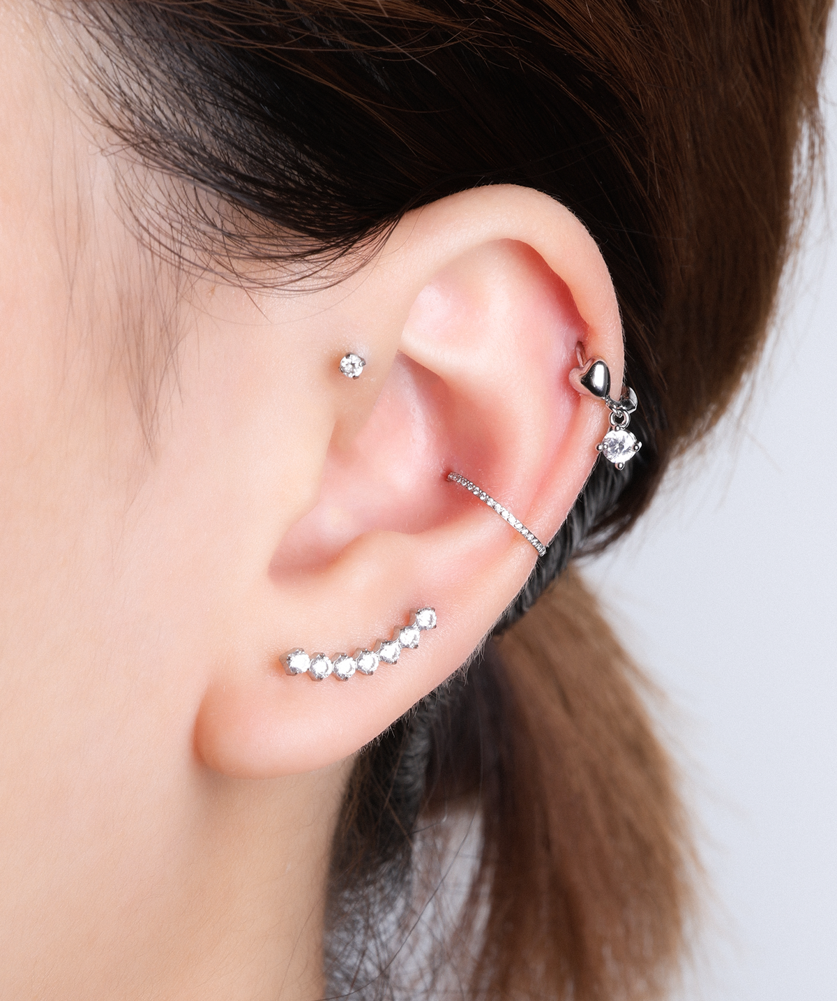 Titanium Gems Stud - Titanium - Upper Lobe, Helix, Flat - Oumo Jewelry