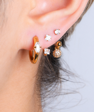 Twinkle Drop Horseshoe Ring