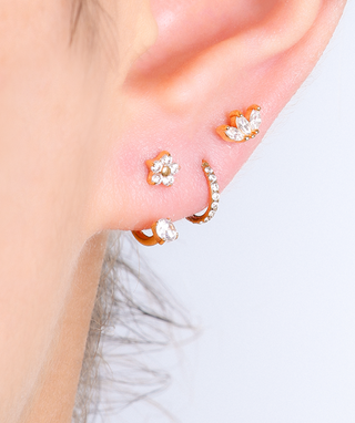 Titanium Flower Horseshoe Ring