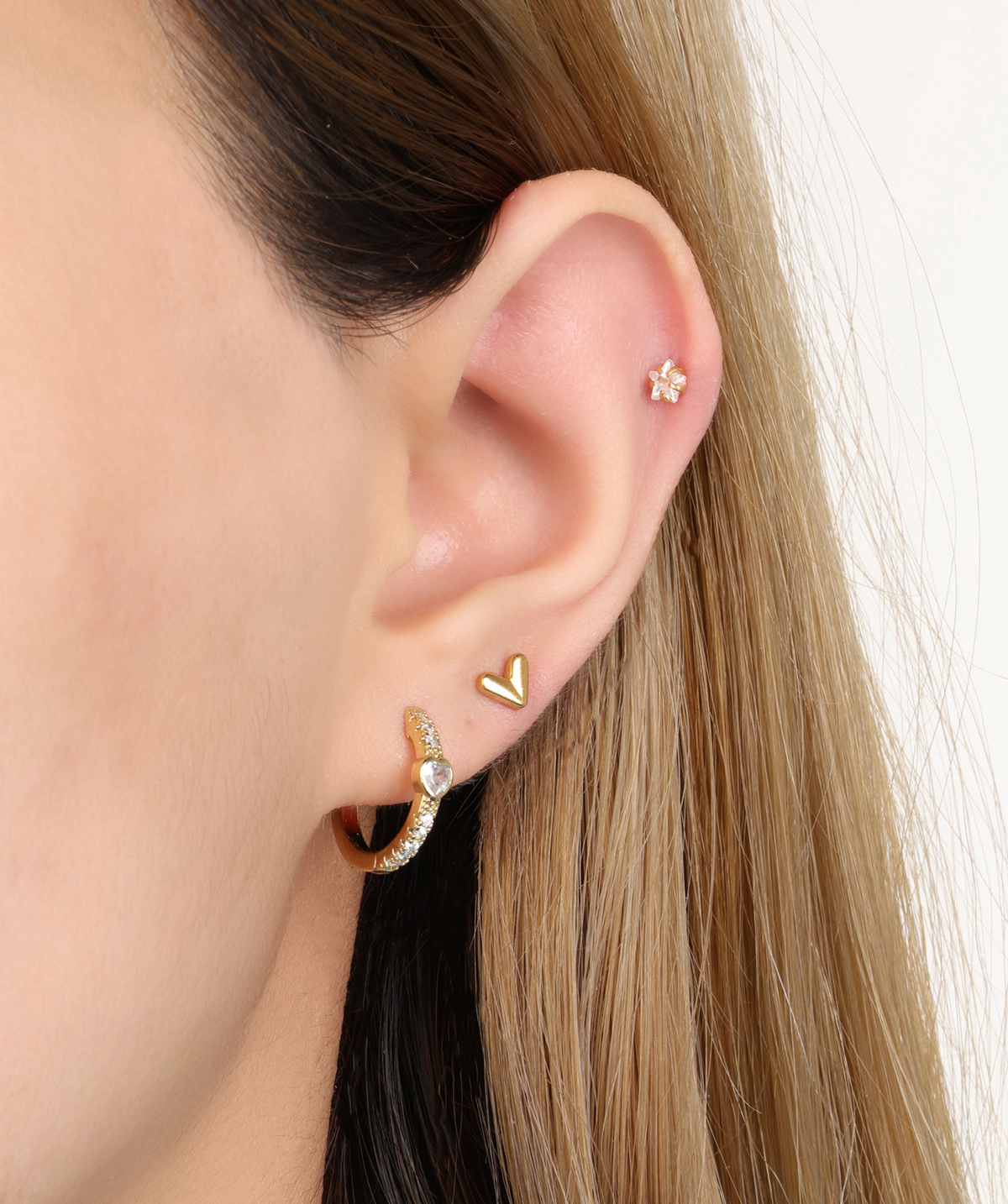 Titanium Nessa Stud - Titanium - Helix, Upper Lobe, Conch - Oumo Jewelry