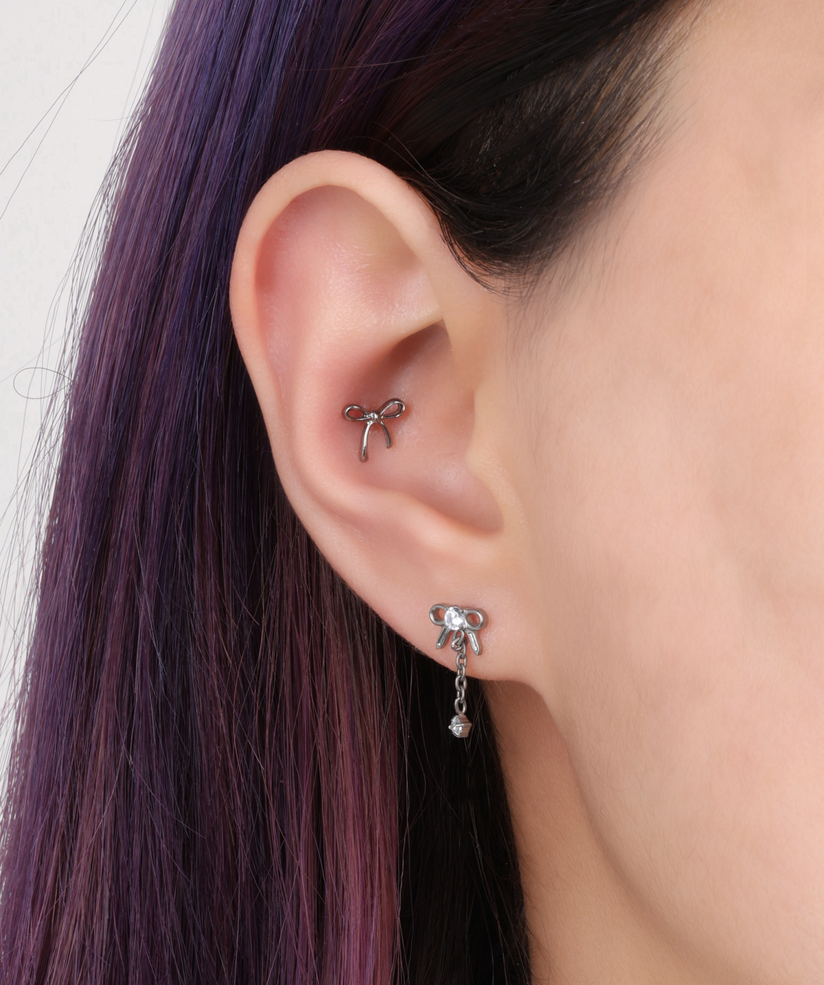 Titanium Bow Stud - Titanium - Helix, Upper Lobe, Lobe - Oumo Jewelry