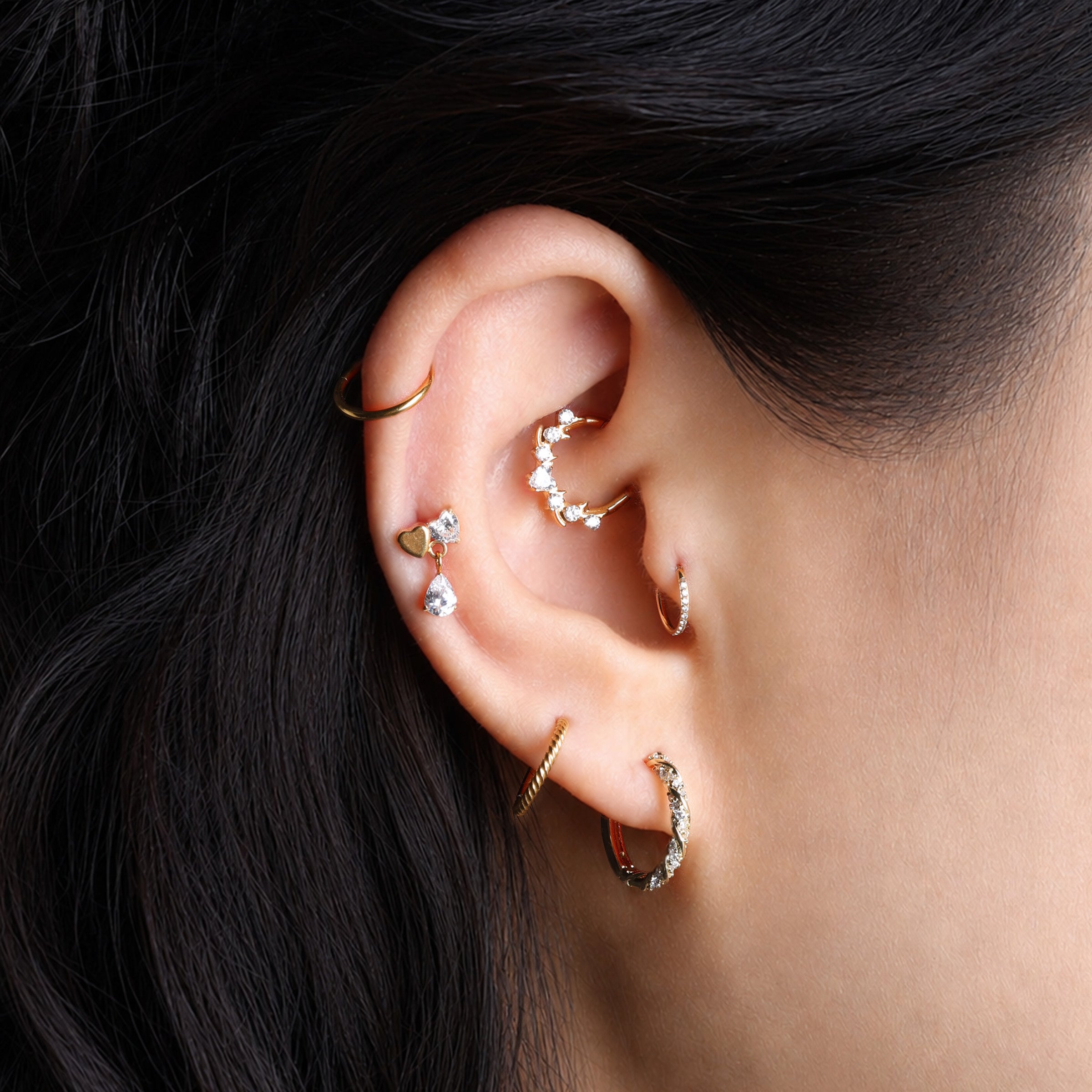 Titanium Cleo Stud