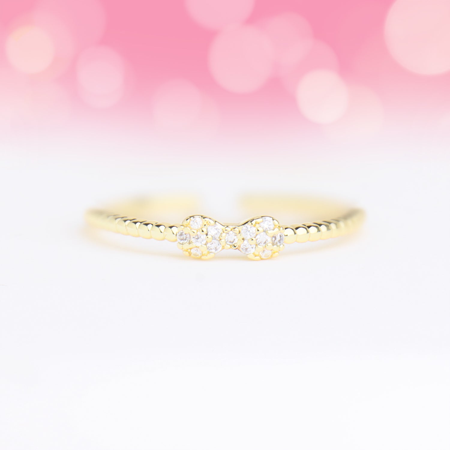 Sparkling Bow Ring - OhmoJewelry