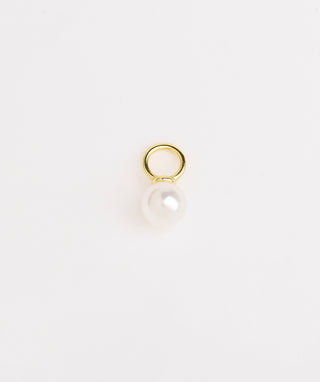 Elegant Pearl Charm - OumoJewelry