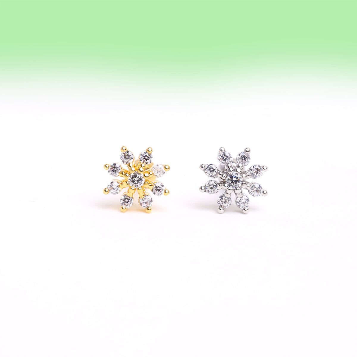 Sparkly Flower Stud - Stainless Steel - Upper Lobe, Helix - Oumo Jewelry