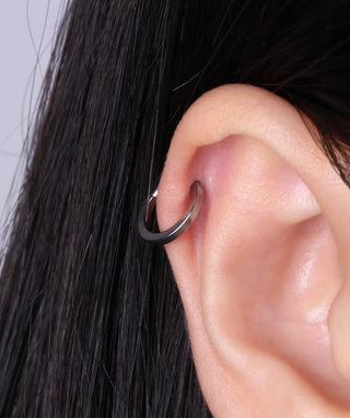 Titanium Simple Clicker Hoop - OumoJewelry