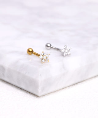 Sparkle Flower Curved Barbell - OumoJewelry