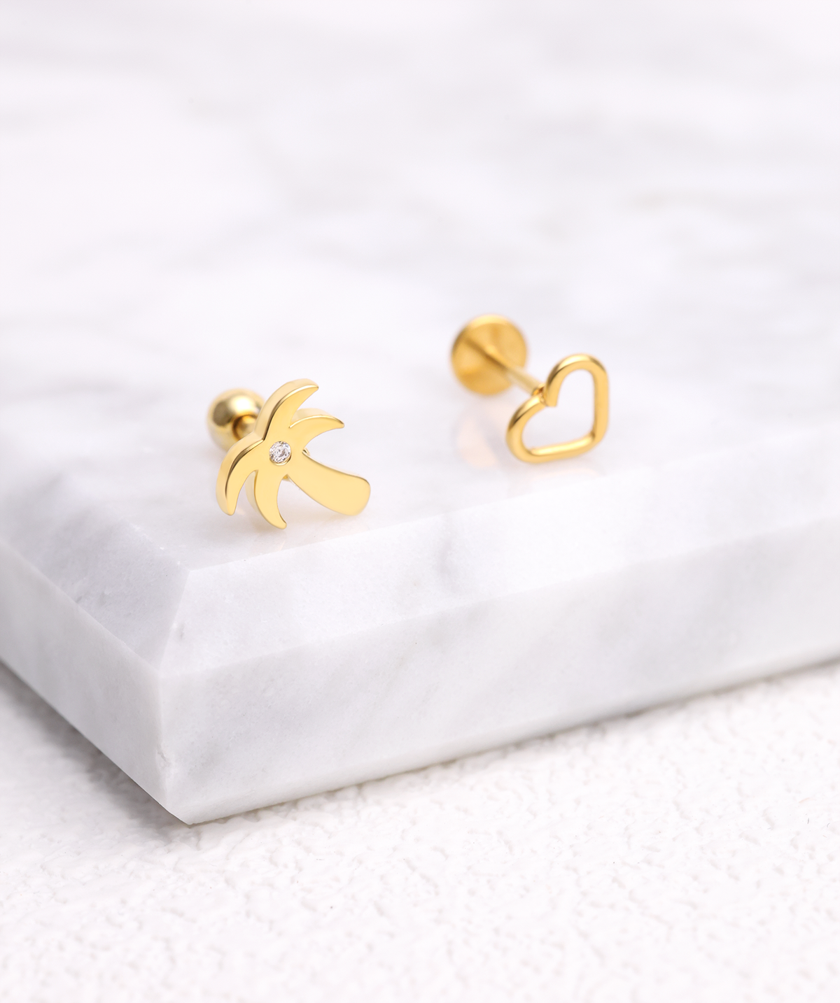 Simple Hollow Heart Flatback Stud - Stainless Steel - Helix, Upper Lobe, Conch - Oumo Jewelry