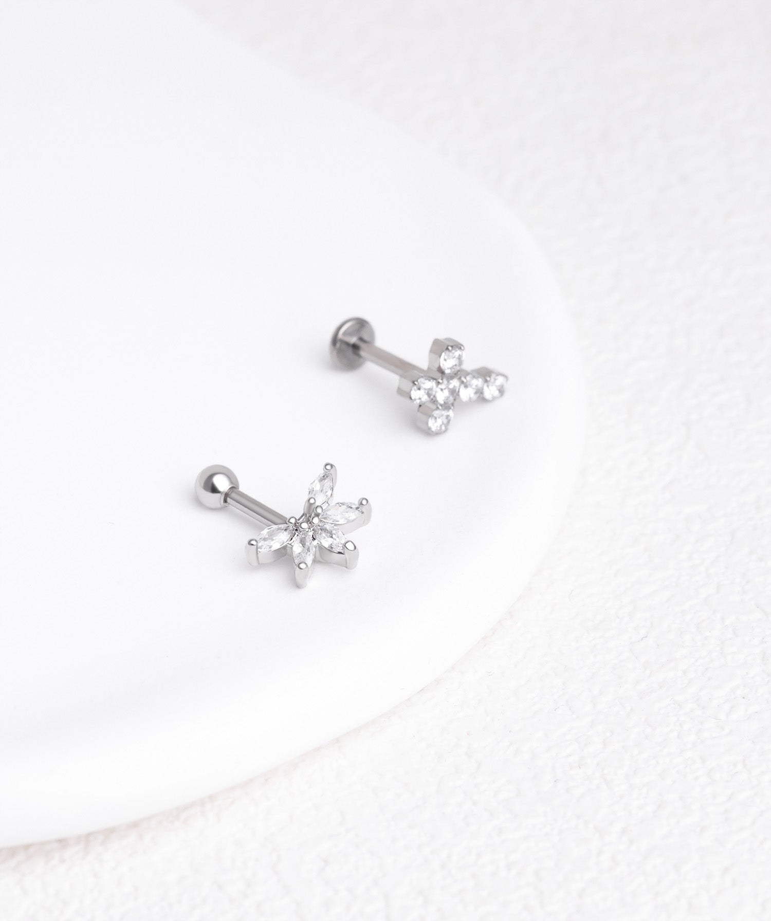 Five-Petal Flower Vertical Helix Stud