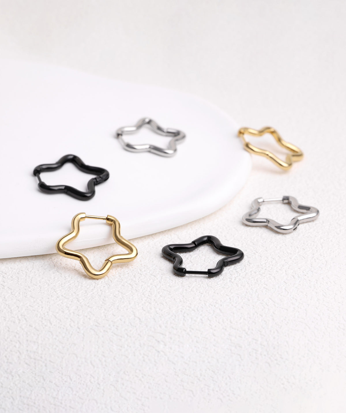 Charm Star Hoops - Stainless Steel - Oumo Jewelry