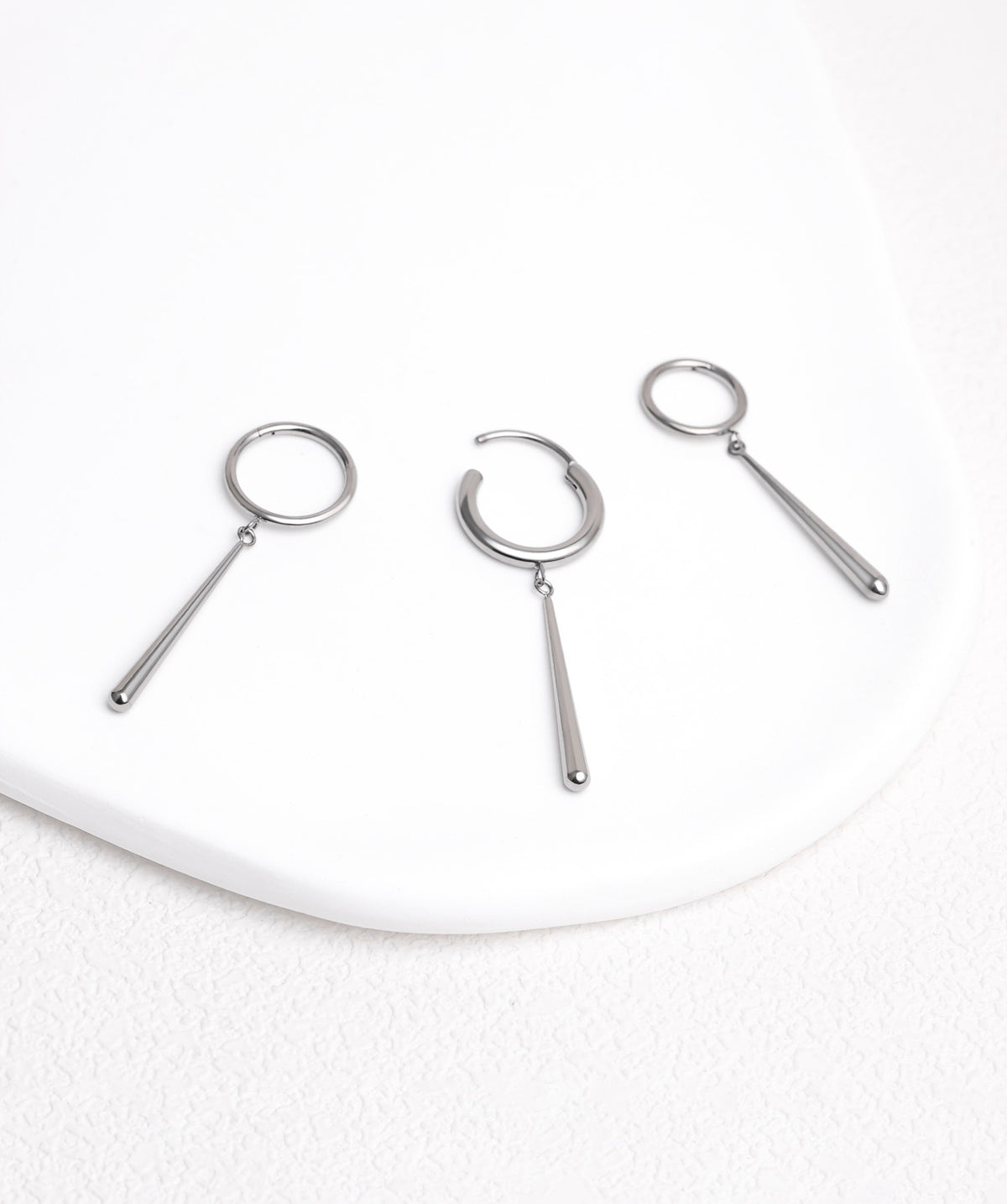 Titanium Waterdrop Hoop - Titanium - Lobe, Upper Lobe - Oumo Jewelry