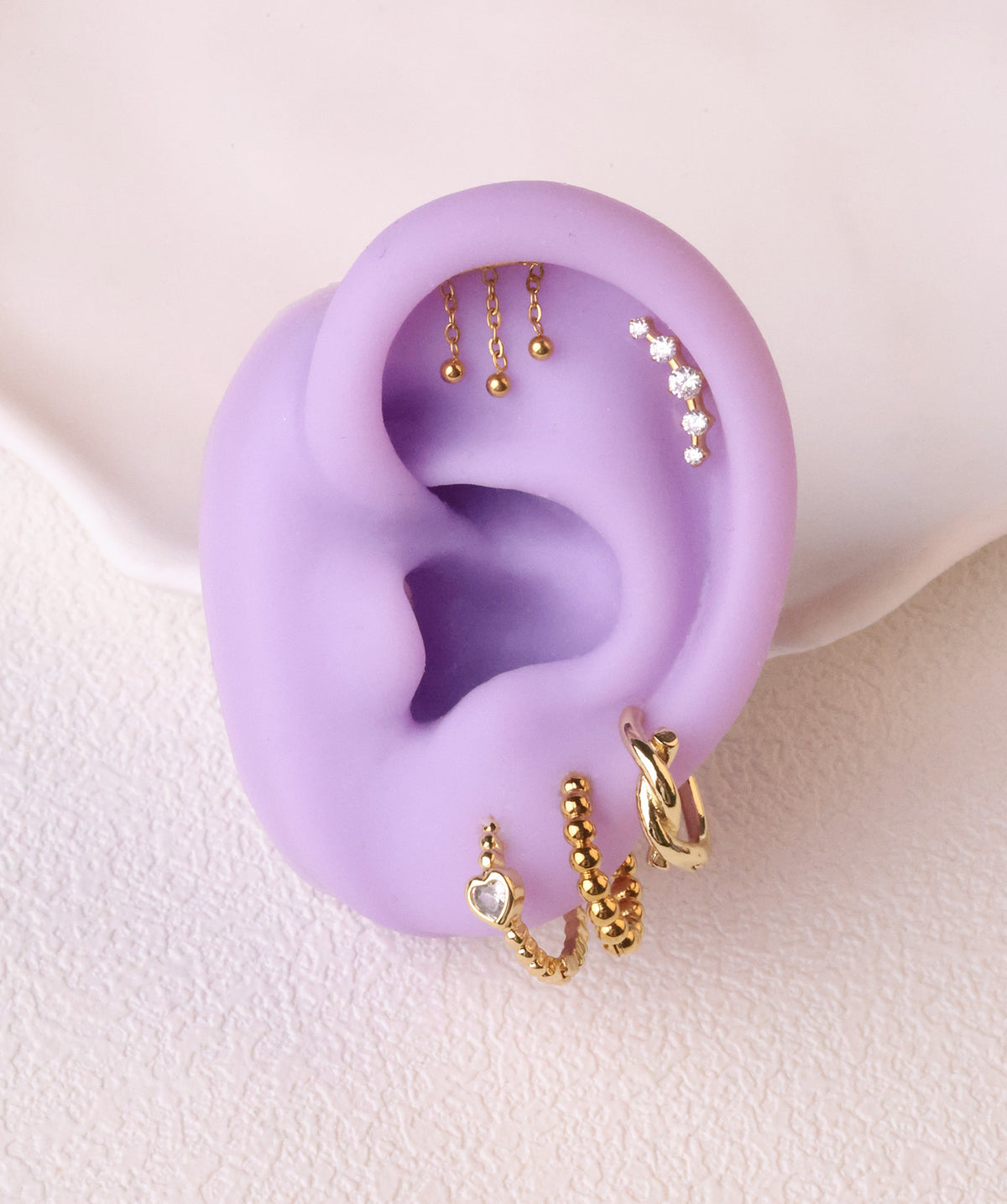 Sparkling Heart Hoops - Brass - Oumo Jewelry