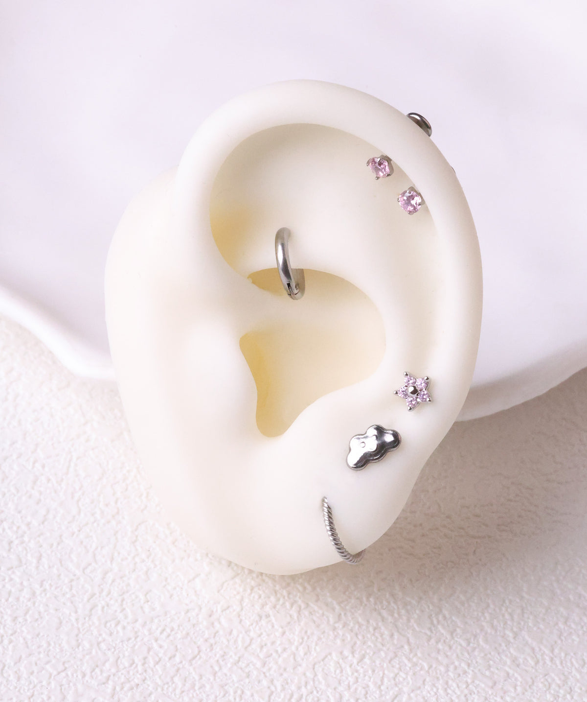 Cute Flower Stud - Stainless Steel - Upper Lobe, Helix, Flat - Oumo Jewelry