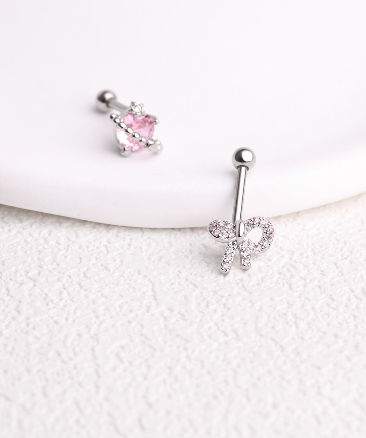 Bow Vertical Helix Stud - Stainless Steel - Vertical Helix - Oumo Jewelry