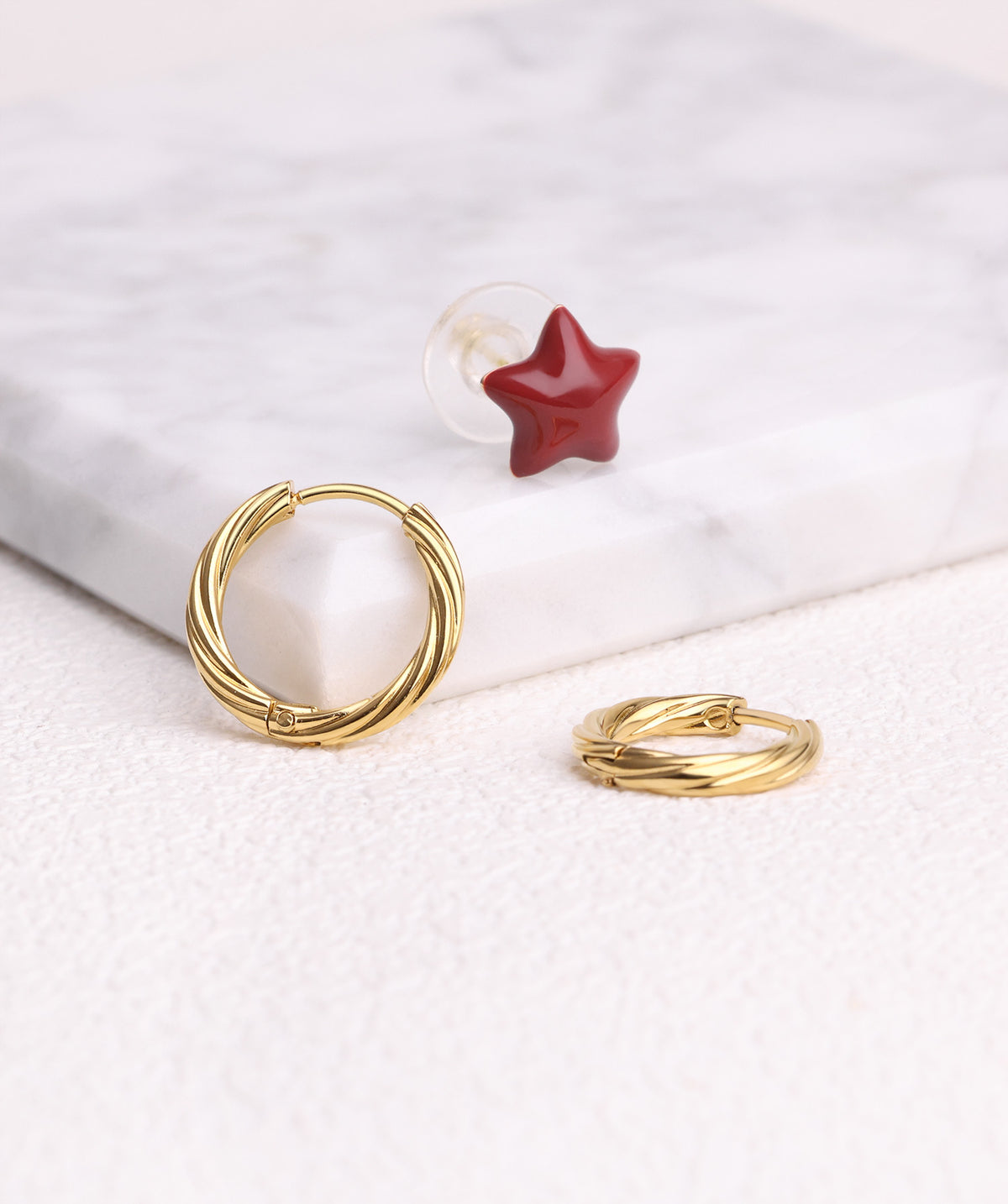 Classic Twist Hoop Earrings - Stainless Steel - Oumo Jewelry